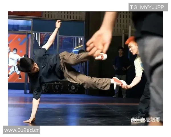 武汉街舞队战术之争引发热议舞者们的风格与策略碰撞成焦点