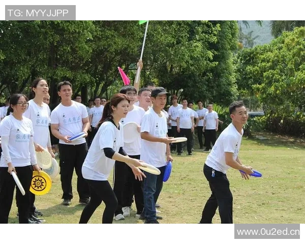 杭州飞盘队与武汉飞盘队赛后复盘探讨个人能力的对比与分析